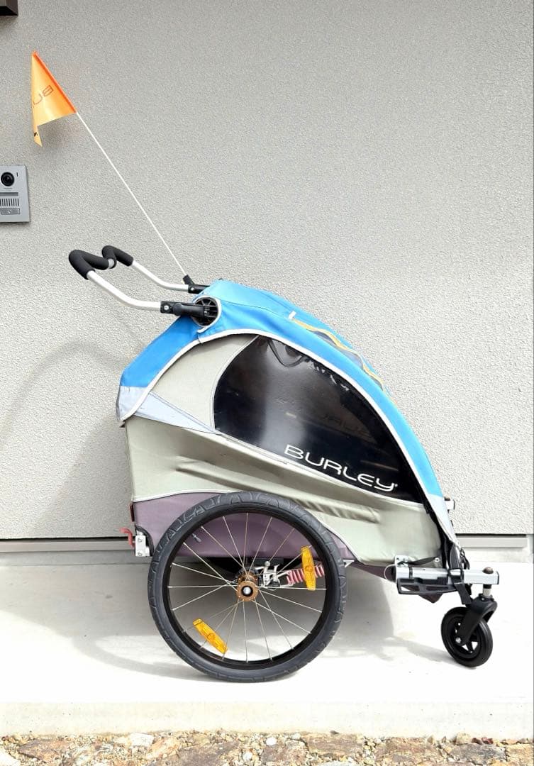 burley D’lite2 2人用トレーラー + 付属品