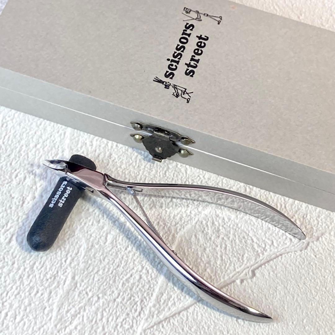 即完売　大人気　プラスワンニッパー　シザーストリートコラボニッパー