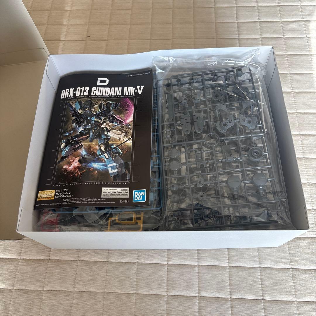 ロボット ORX-013 GUNDAM MK-V 1/100 MG
