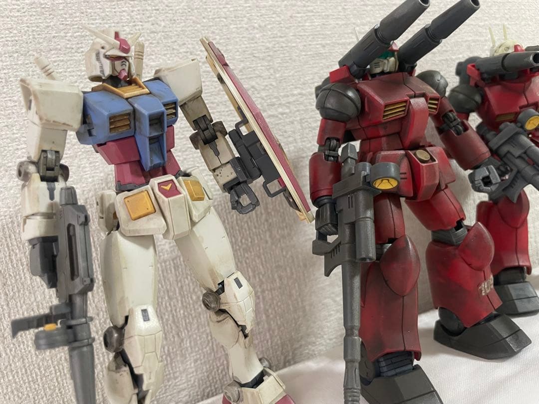 HG ガンダム、ガンキャノン2体➕HGνガンダム