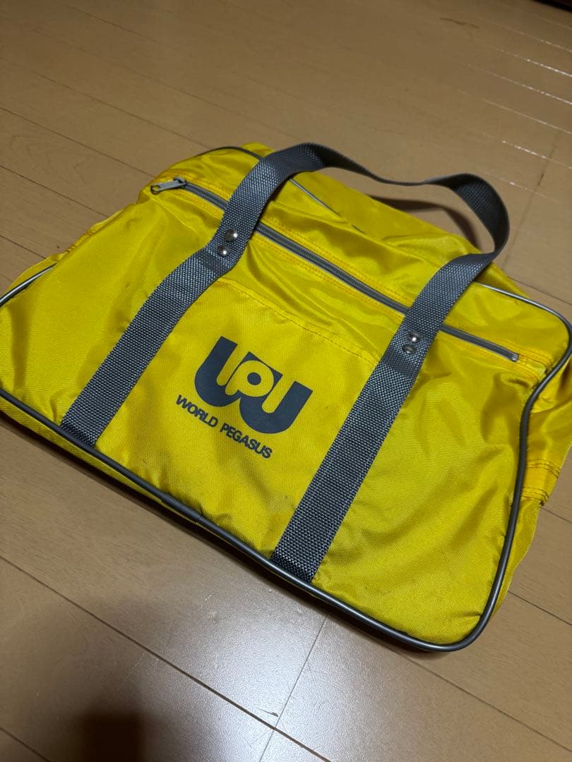 ワッペ　WORLD REGALS 黄色 バッグ