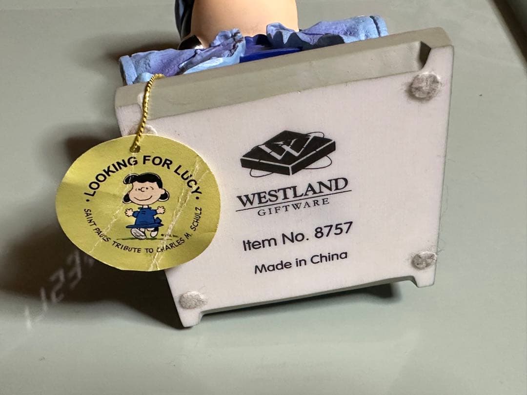 Westland Giftware LOOKING FOR LUCY ルーシー