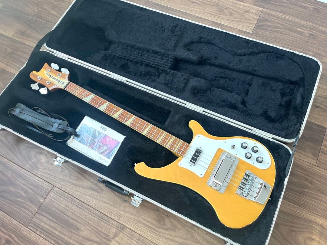 Rickenbacker 4003 MG Maplegloリッケンバッカー