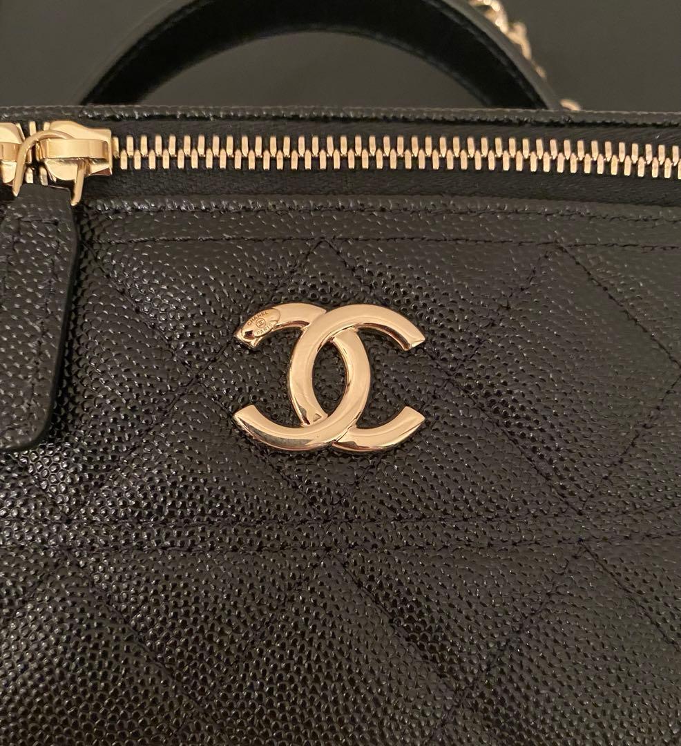 2025SS シャネル　バニティ　バッグ　ココハンドル　キャビアスキン