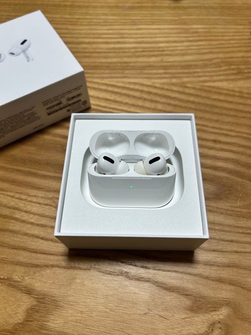 Apple AirPods 本体(箱、付属品あり)※左耳ノイズあり