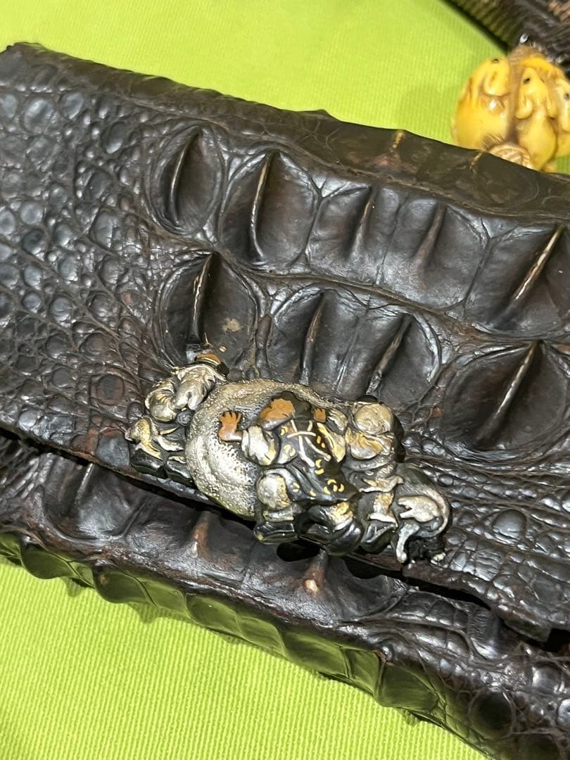 喫煙具　当時物　クロコダイル　煙管入れ　煙管　金銀装飾