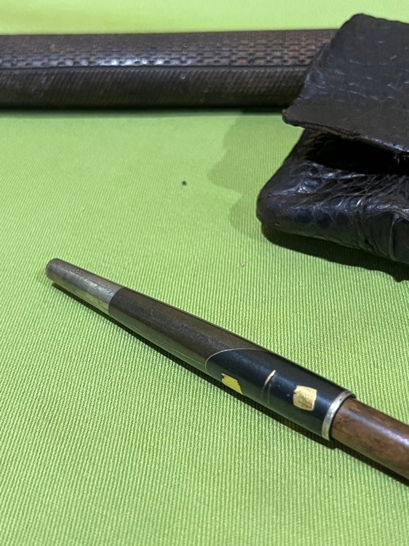 喫煙具　当時物　クロコダイル　煙管入れ　煙管　金銀装飾