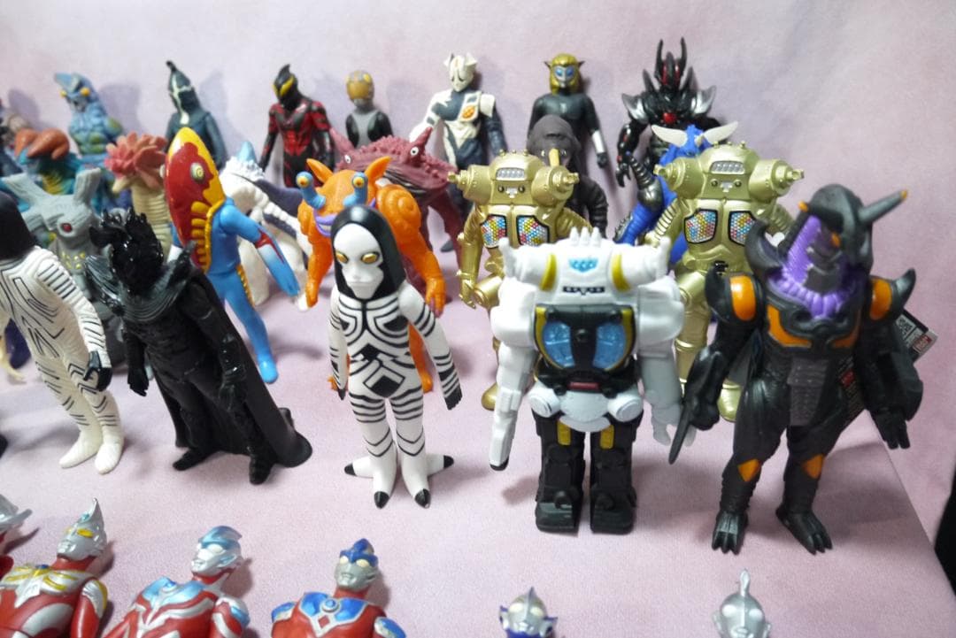 ウルトラヒーローシリーズ500　ウルトラ怪獣シリーズ500　ソフビ95体