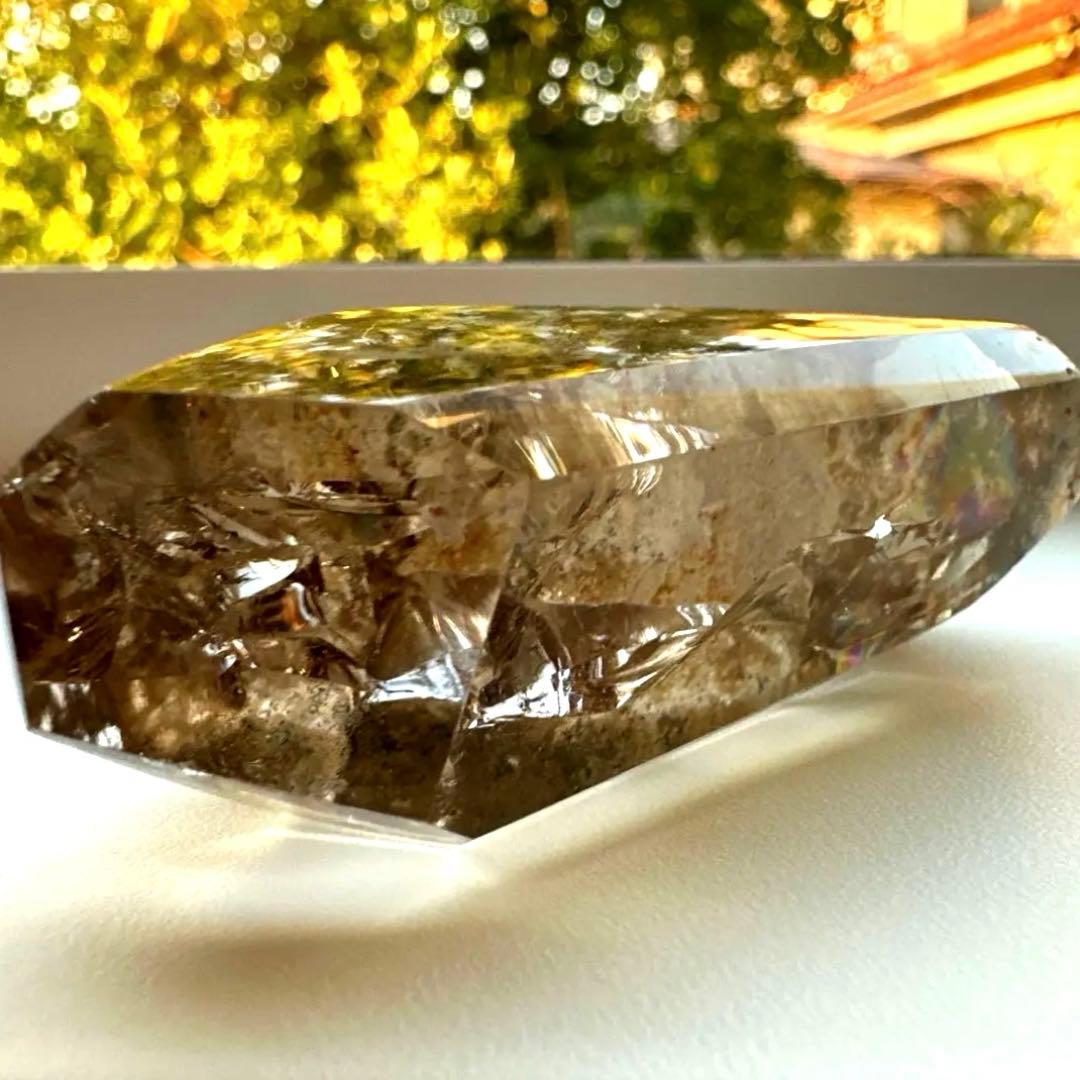 虹美　ルチル　スモーキー　ガーデン　母岩つき　フリーフォーム　67.7g