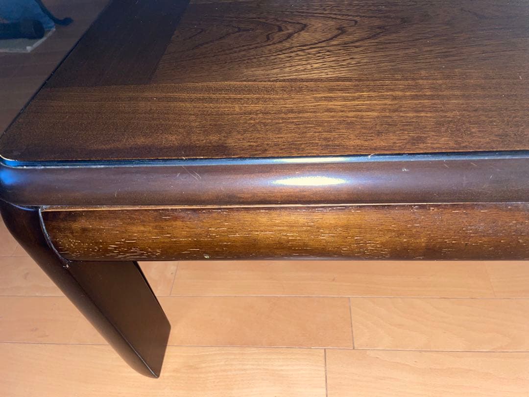 アンテーク家具　ダークブラウン 木製座卓 約108cm x 78cm 平成レトロ