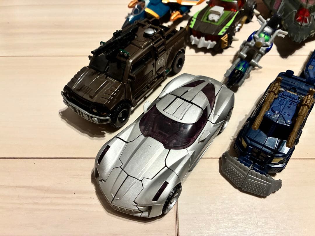 トランスフォーマー ムービー N.E.S.T オートボットアライアンス セット