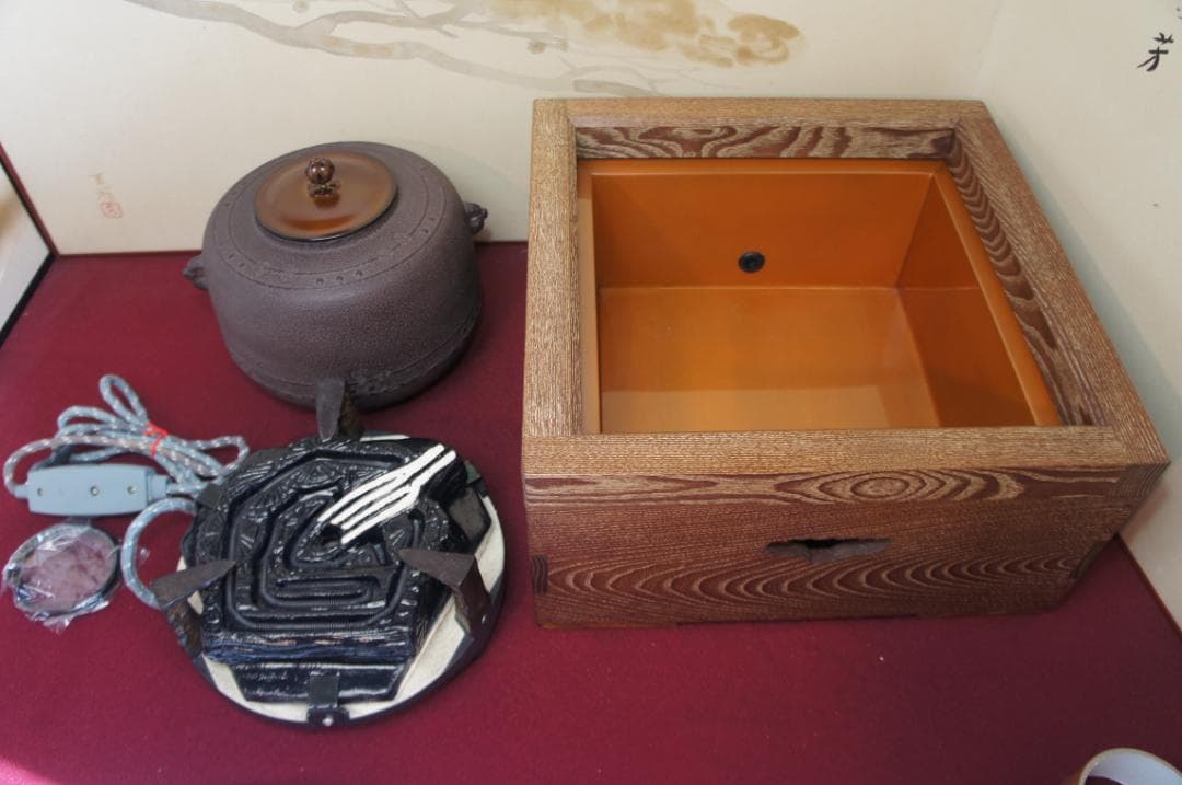 Cle様☆美品 桑色置炉 在銘 万代屋釜 置炉用600W 炭型 電熱器送料込み