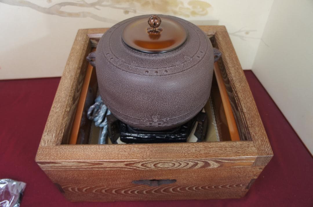 Cle様☆美品 桑色置炉 在銘 万代屋釜 置炉用600W 炭型 電熱器送料込み