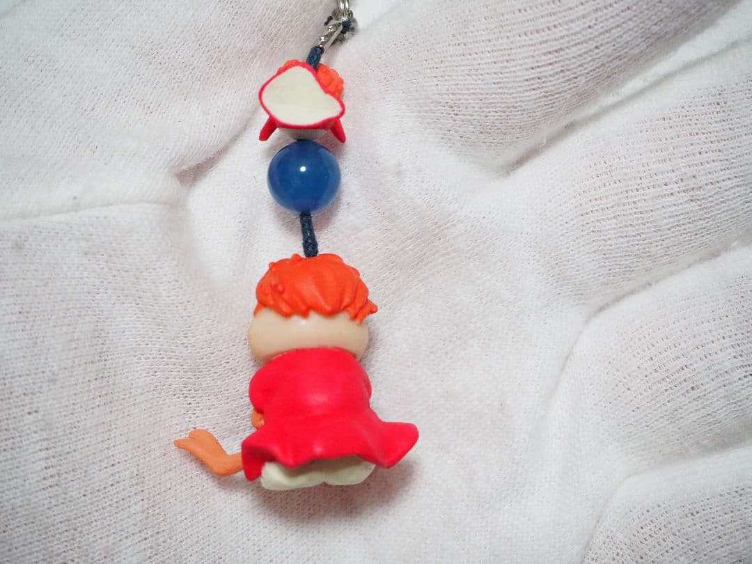 希少　崖の上のポニョ　ぶらりん　ストラップ　天然石　ジブリ