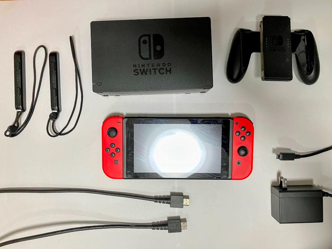 Nintendo Switch 赤 本体 付属品あり