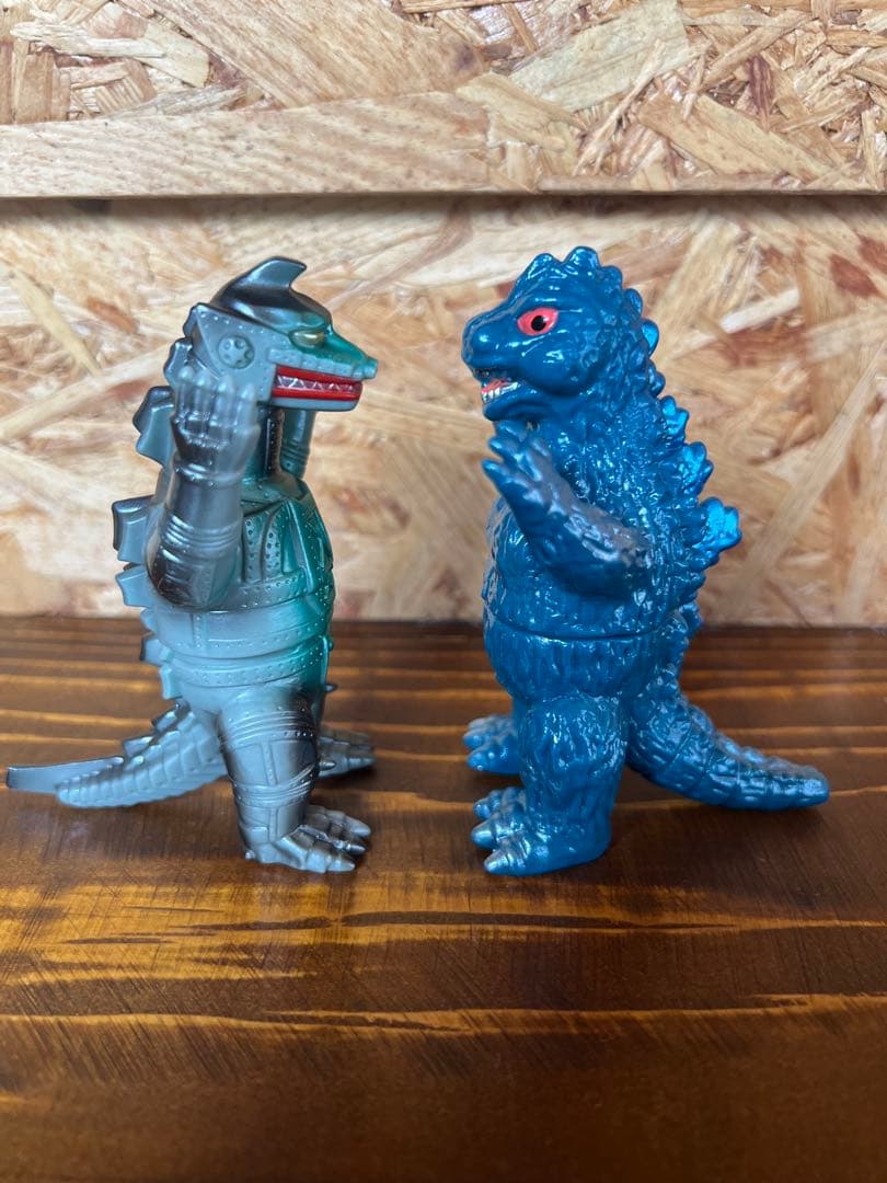 ゴジラ　メカゴジラ　ブルマァク　墓場の画廊