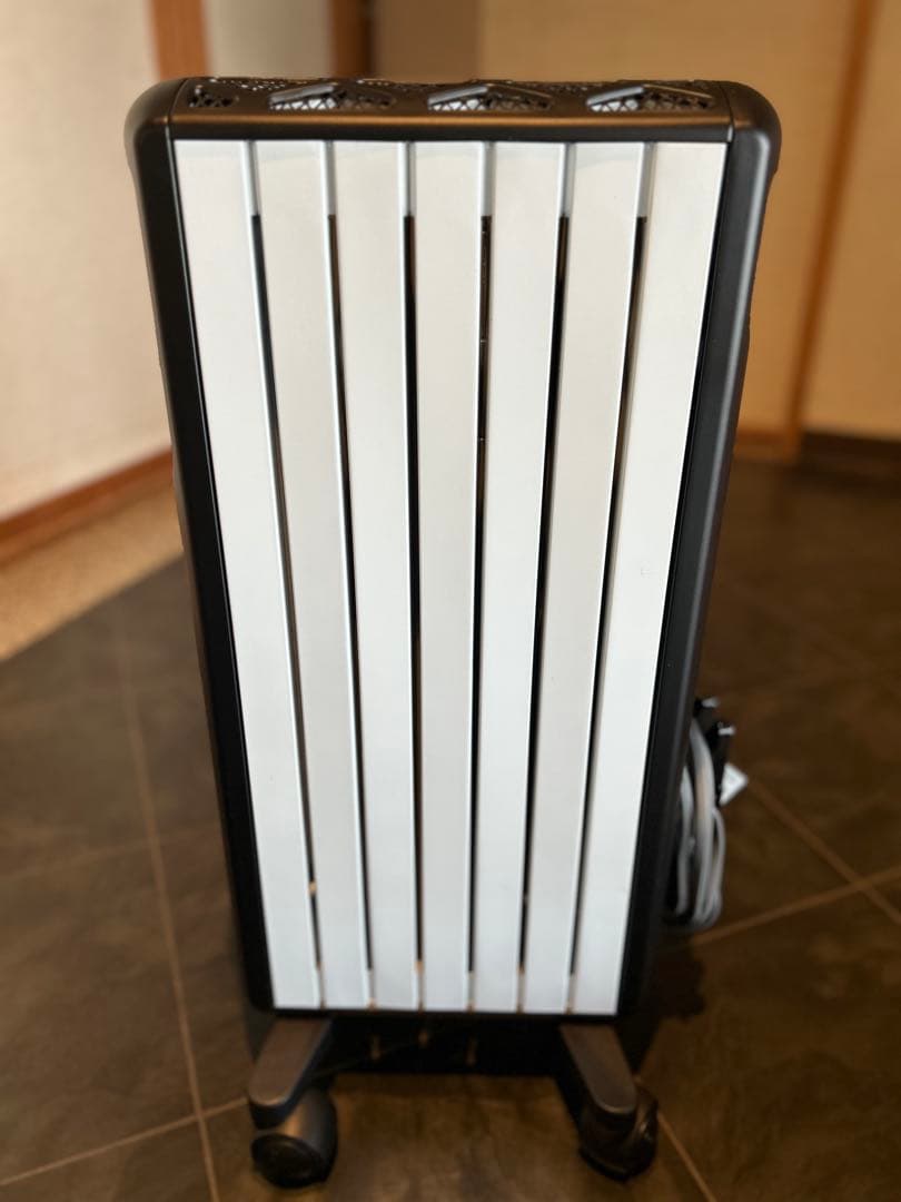 デロンギ(DeLonghi) マルチダイナミックヒーター　極美品