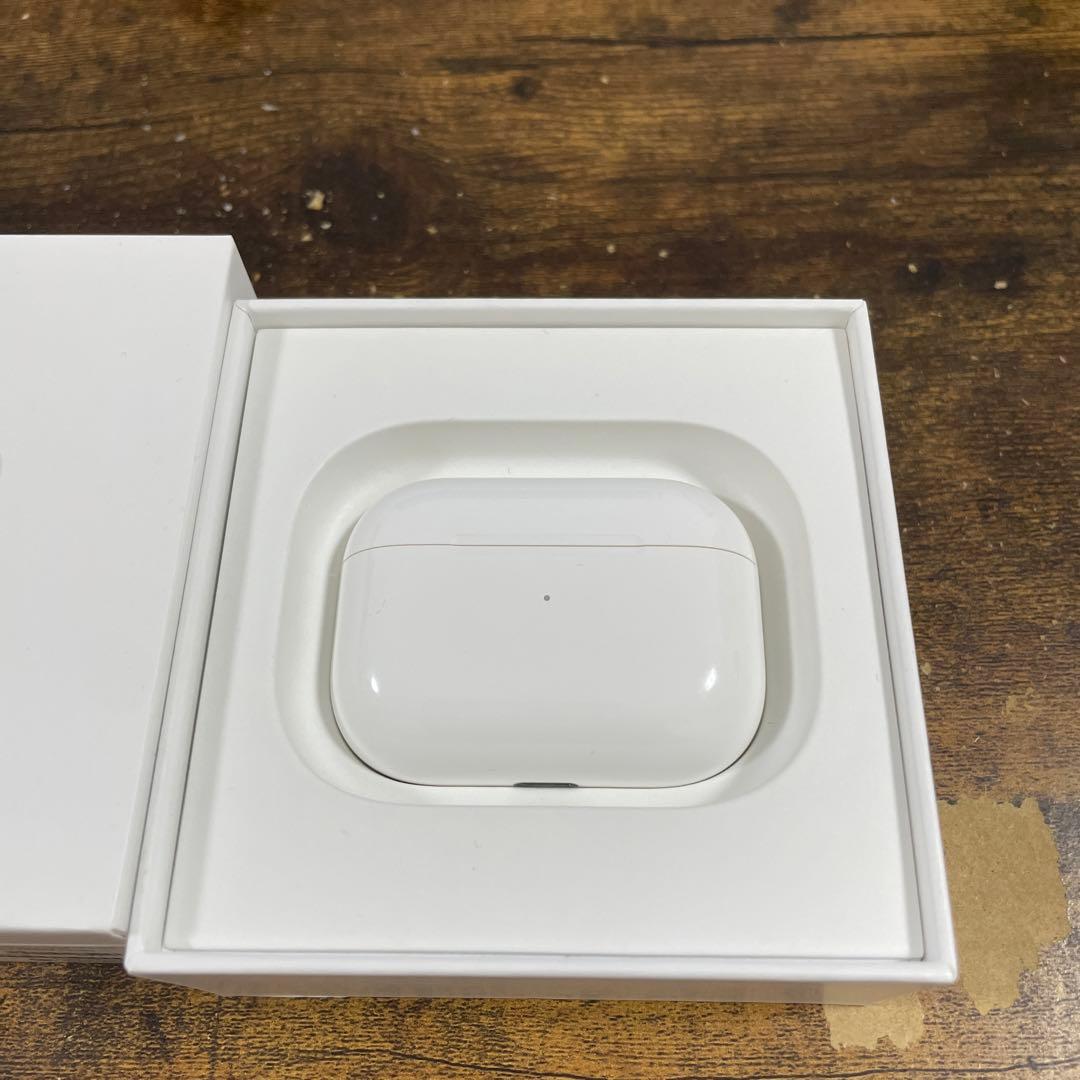 AirPods Pro (第1世代)APPLE MLWK3J/A WHITE