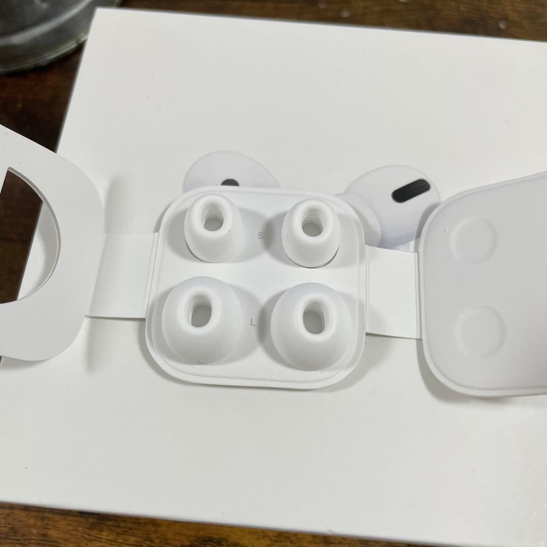 AirPods Pro (第1世代)APPLE MLWK3J/A WHITE