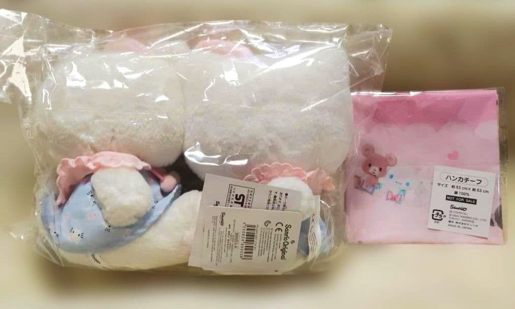 吉徳　ハローキティ　ぬいぐるみ　レトロぬいぐるみコレクション　ハンカチ付き