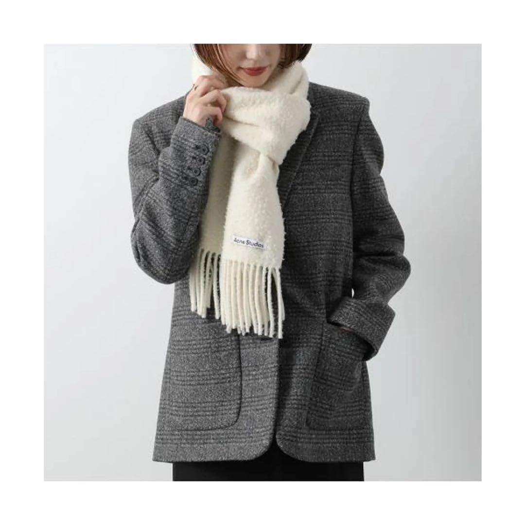 プレゼントにも！新品タグ付きAcne Studios アイボリー マフラー☆