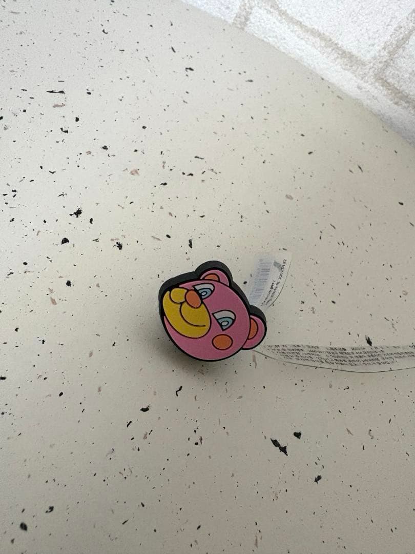 【正規品・日本未発売】crocs iPhone17 Air用ケース　ピンク