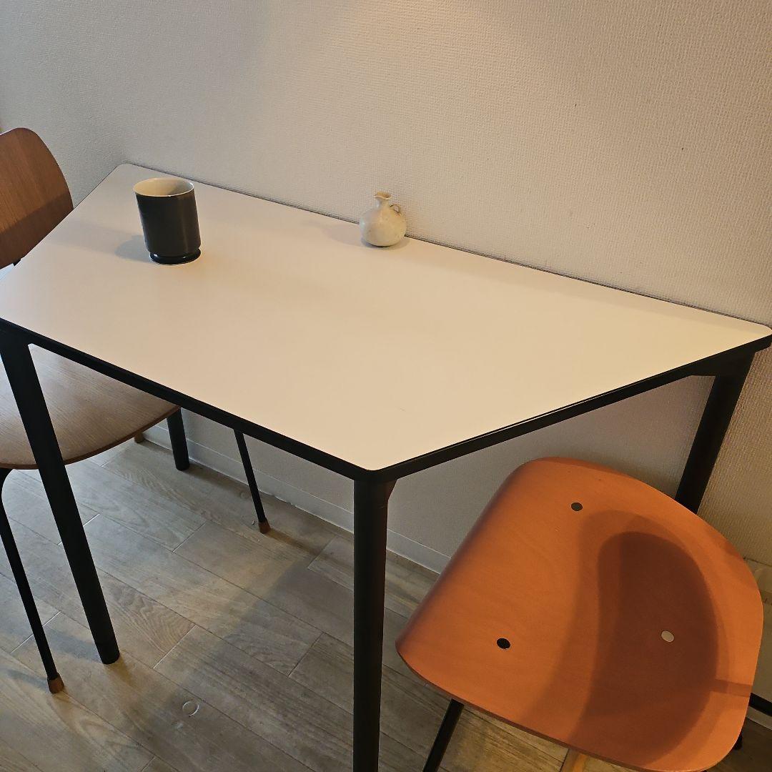 ダイニングテーブル VITRA. map table