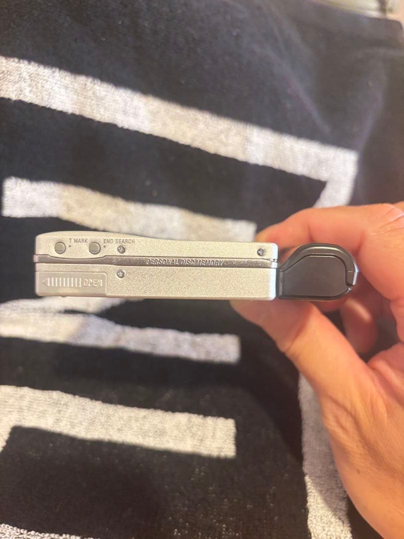 SONY ウォークマン MDプレーヤーMZ-R909