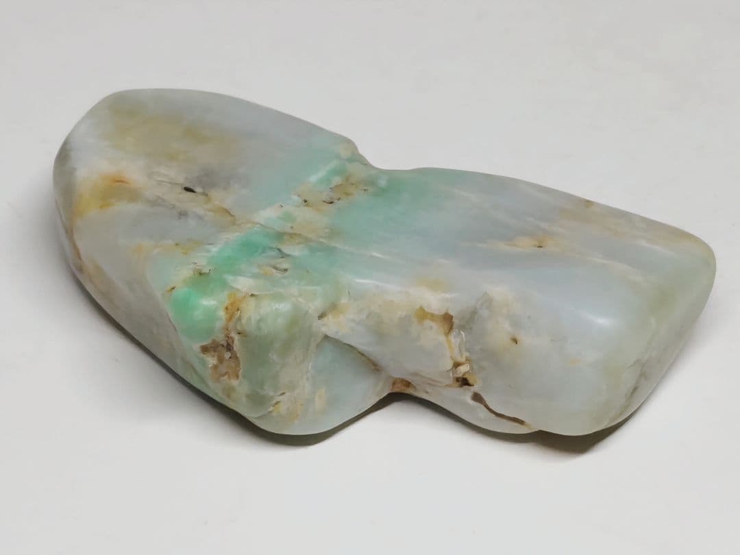 白緑 78g 翡翠 ヒスイ 原石 鑑賞石 自然石 誕生石 鉱物 鉱石 水石