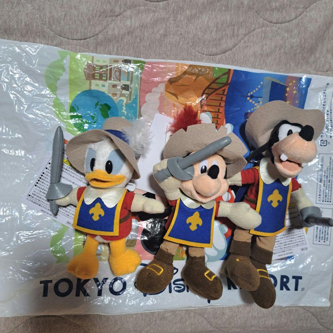 東京ディズニーリゾート 三銃士　ぬいぐるみバッジ