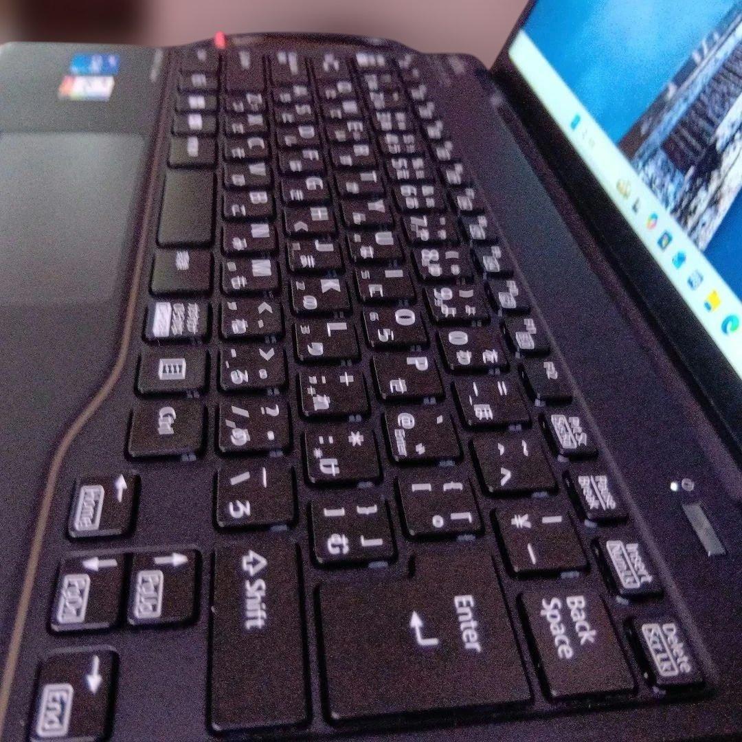 J④富士通　ＦＭＶＵ600N4　U9313/M