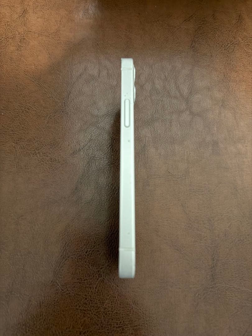 iPhone 12 mini ホワイト