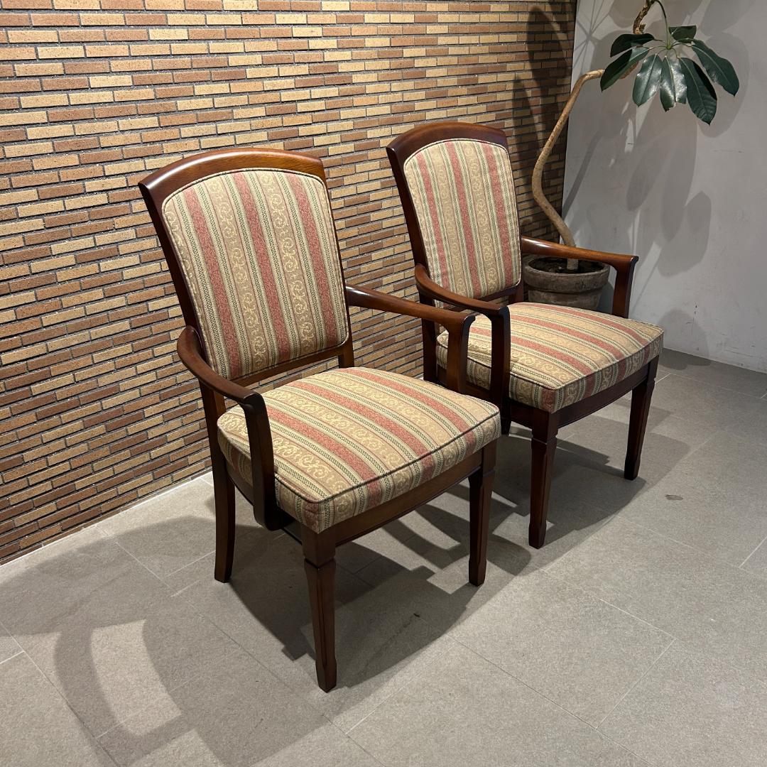 tetem様用♥マルニ木工　地中海シリーズ　肘掛付き　ダイニングチェア　2脚