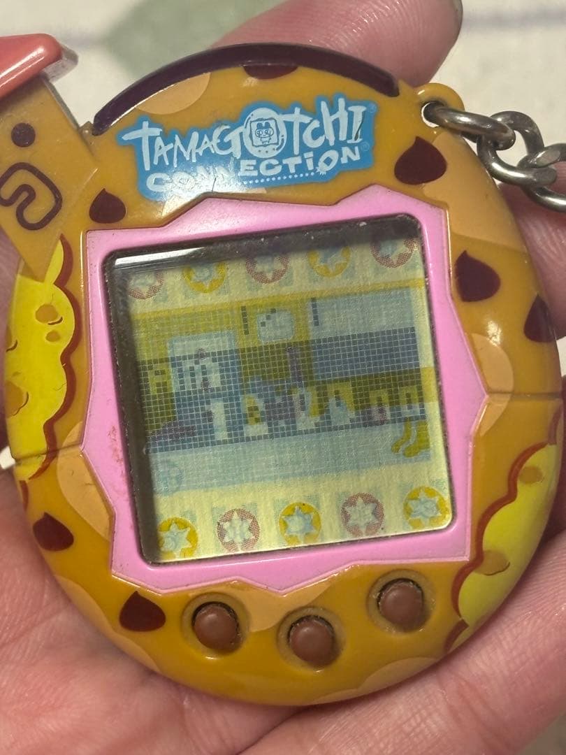 たまごっち　Tamagotchi connection V5 ふぁみりー　海外