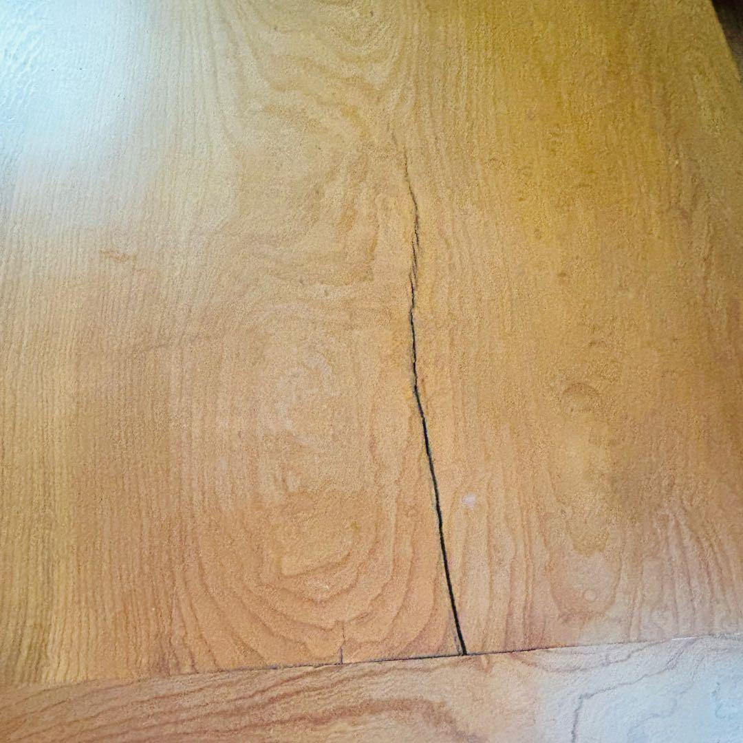 木製シンプル座卓 天板ひび割れあり