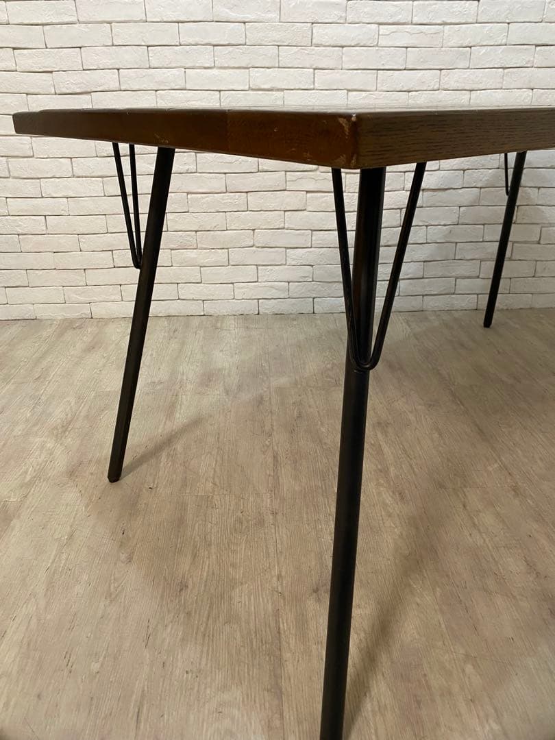 【Buddy　八王子まで配達無料】定価10万円　アクメ　ダイニング