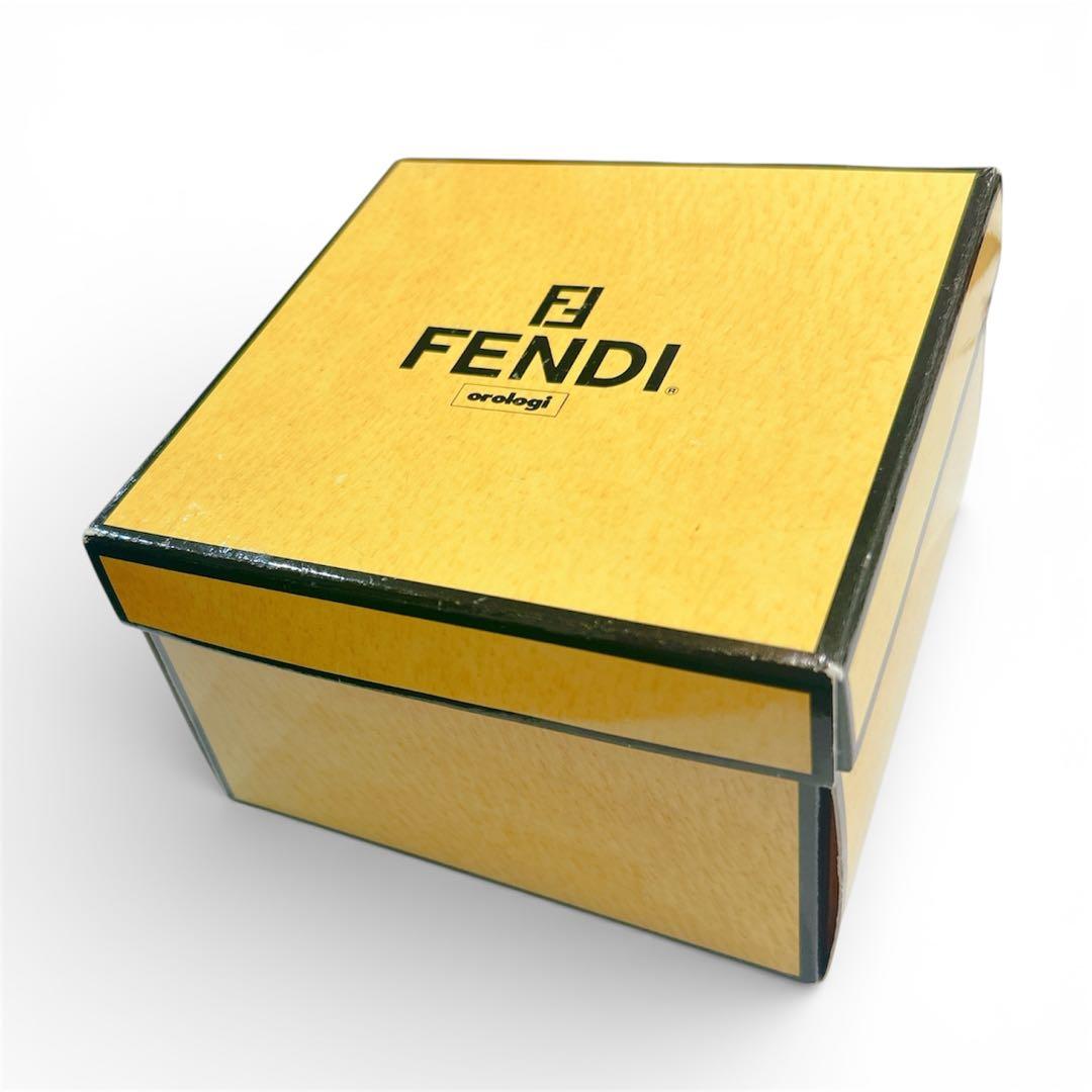 専用❣️箱付き　FENDI 2500G クォーツ腕時計 メンズ ユニセックス