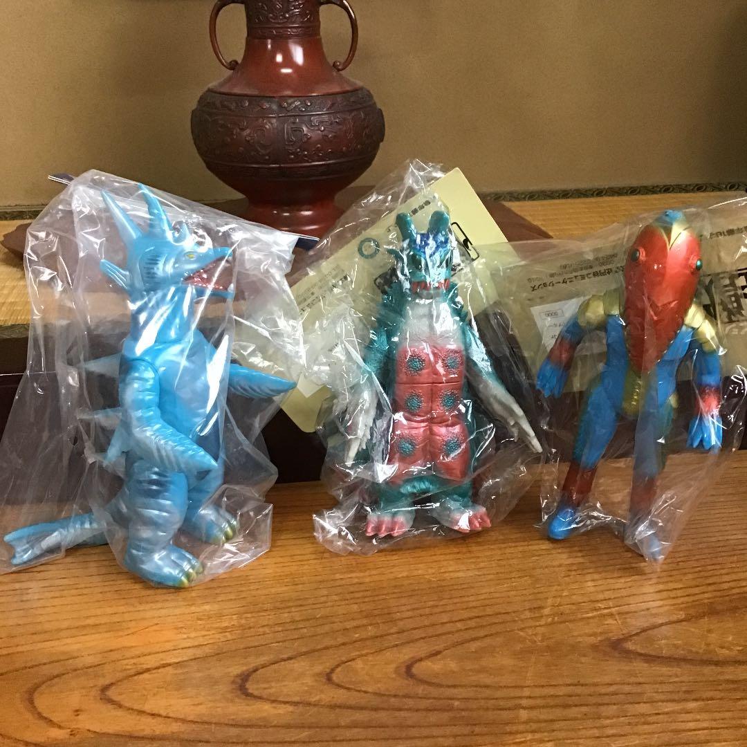 超獣VS怪獣VS宇宙人 ドラゴリー、ムルチ2代目、メトロン星人Jr バラ売り不可