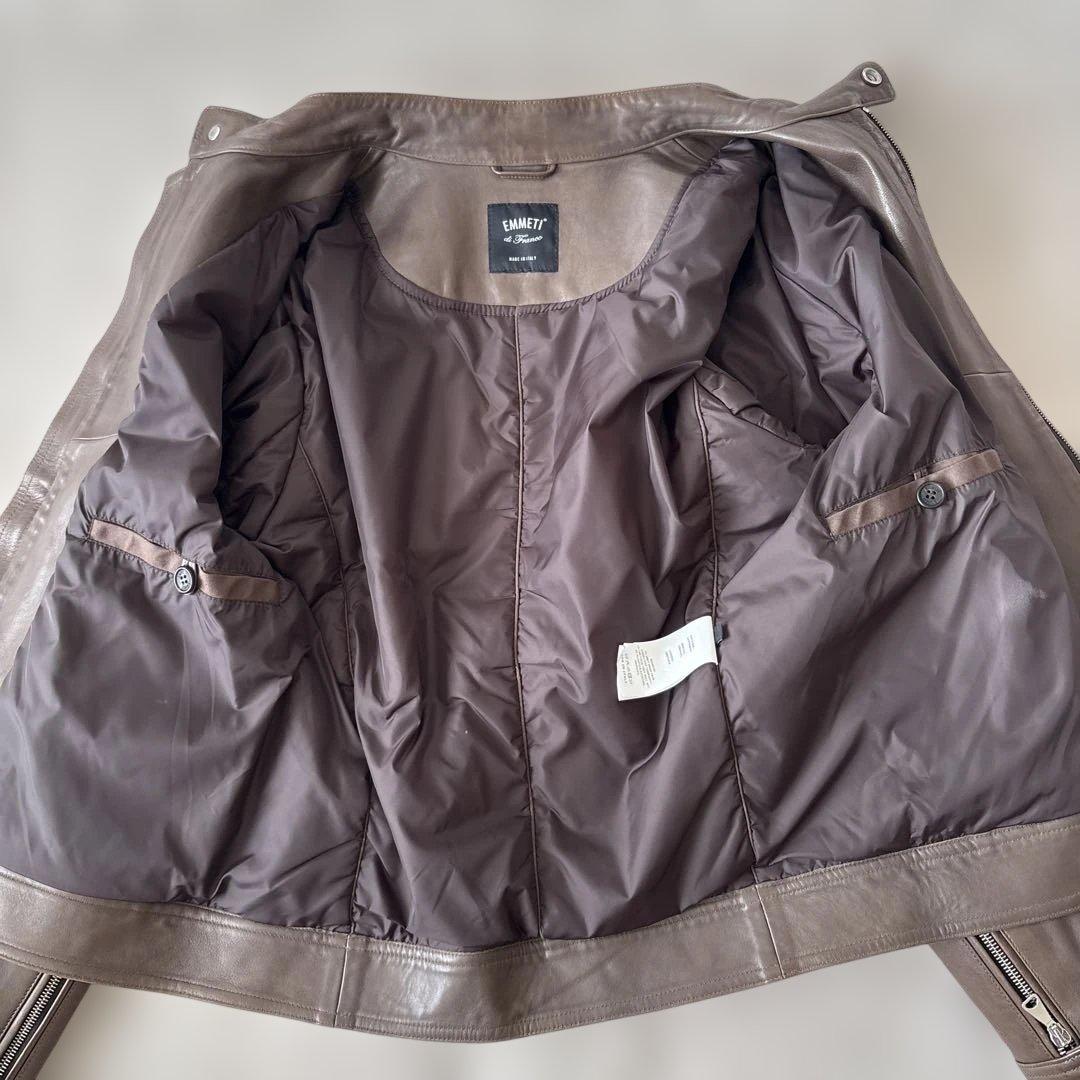 【50サイズ】美品　EMMETI シングルライダース 羊革　グレージュ　Wジップ