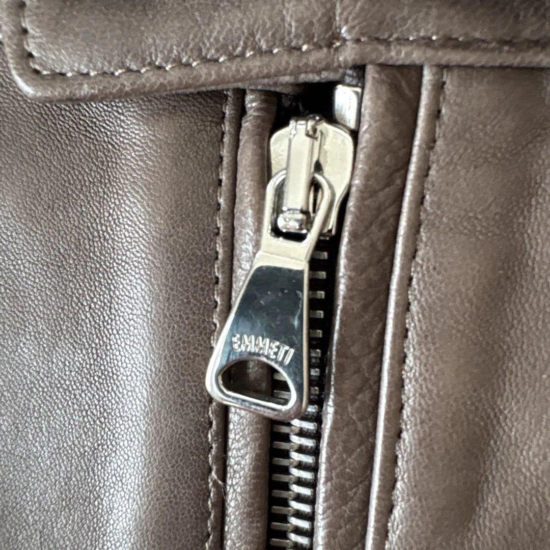 【50サイズ】美品　EMMETI シングルライダース 羊革　グレージュ　Wジップ