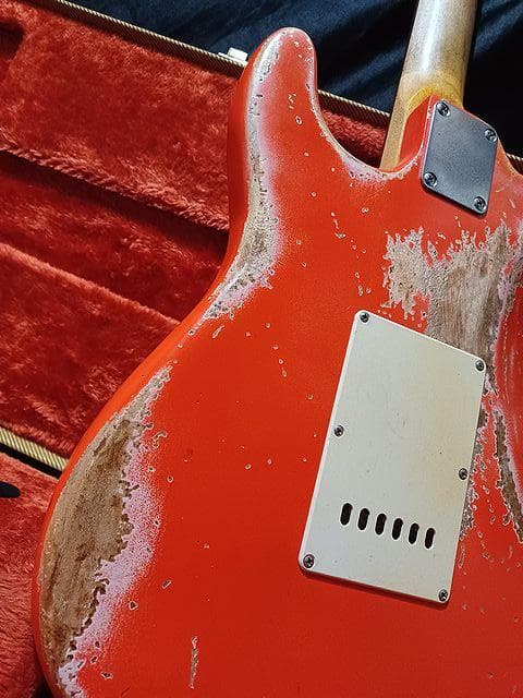 ギター FiestaRed Relic LaquerFinishStratocaster