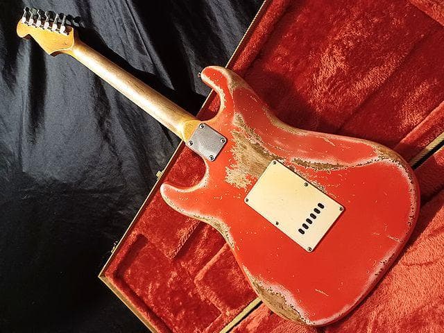 ギター FiestaRed Relic LaquerFinishStratocaster