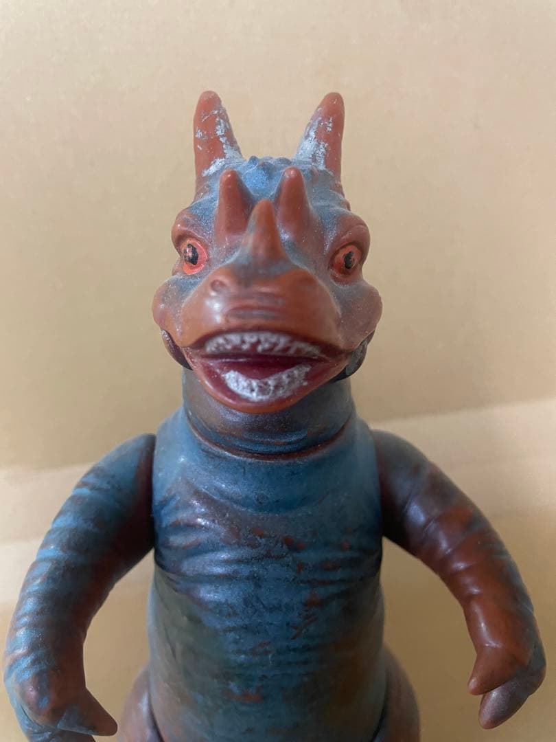 マルサン　パゴス　当時物　怪獣ソフビ　背中赤スプレー