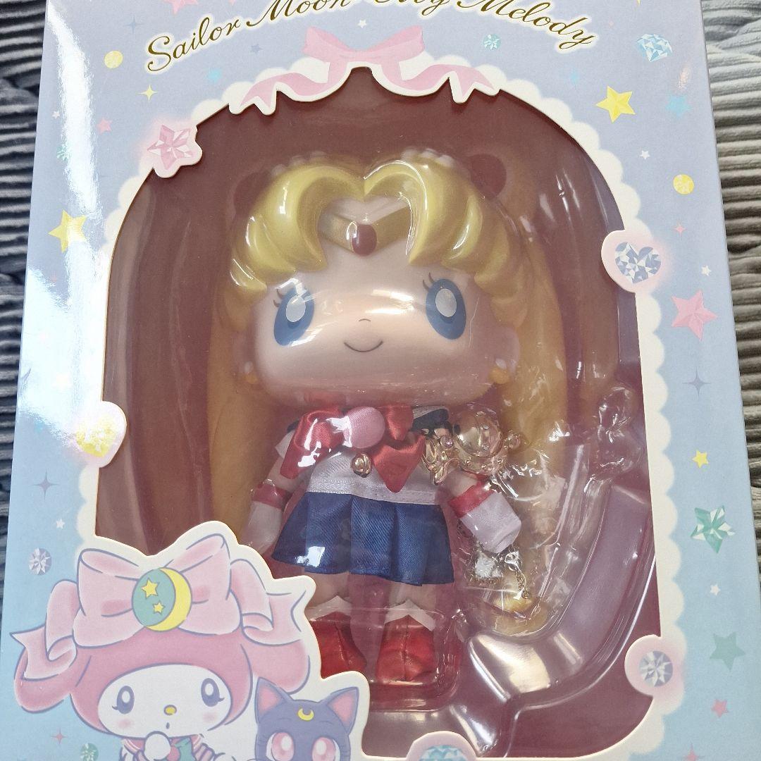 セーラームーン　サンリオ　マイメロコラボドール