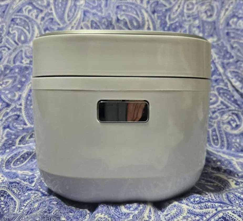 SHARP KS-CF05E-W 炊飯器 2025年製　３合炊き　エコメルカリ便