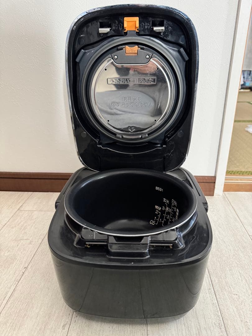 象印 圧力IH炊飯ジャー5.5合 NW-JF10E7 極め炊き