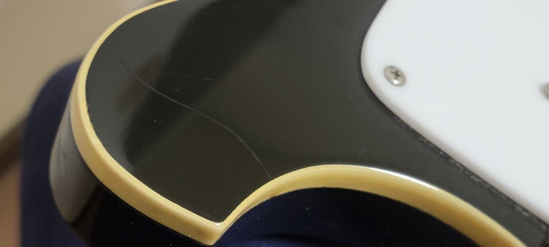 434　Rickenbacker 4003 Jetglo　1985　 USA