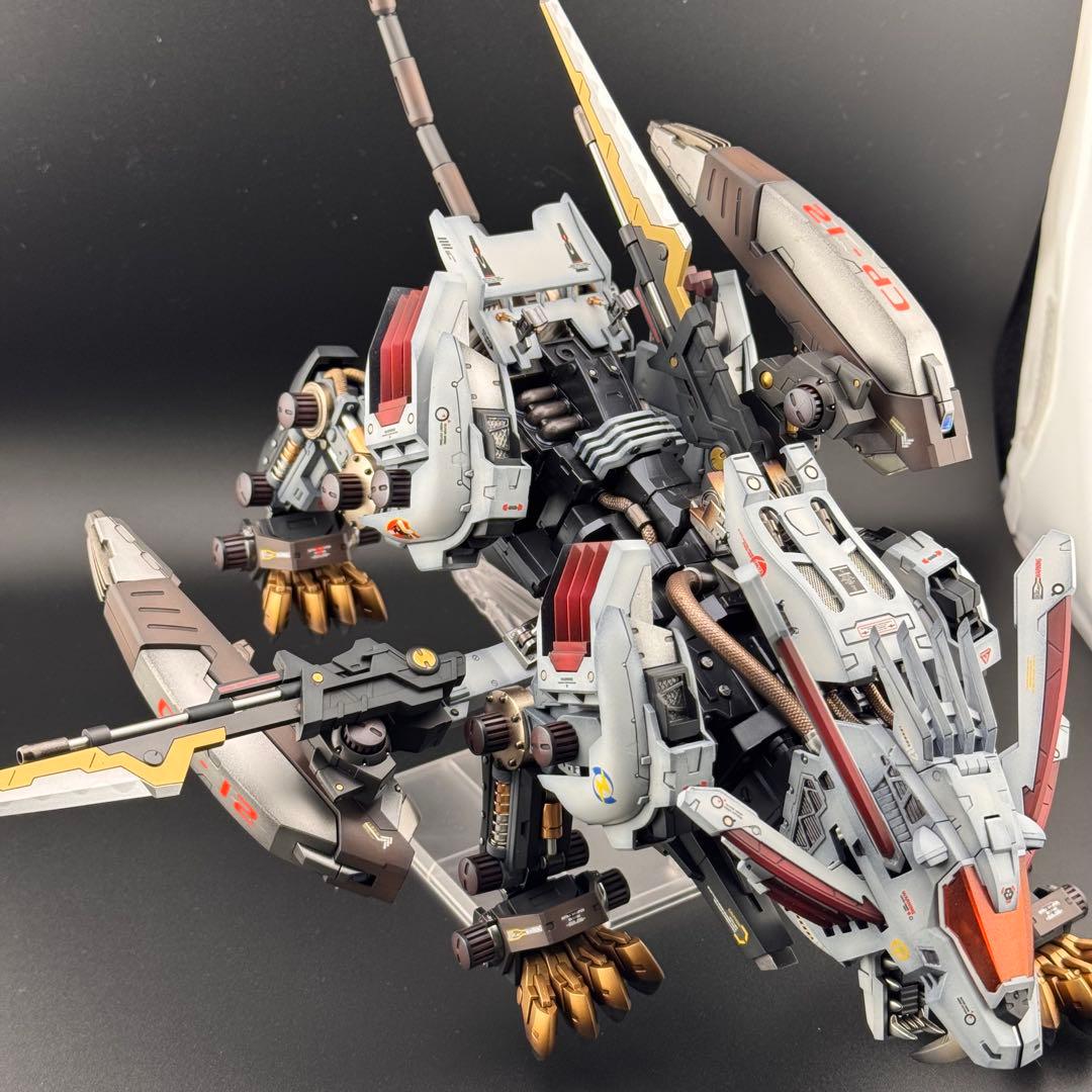 コトブキヤ ゾイド HMM ブレードライガー 全塗装 完成品