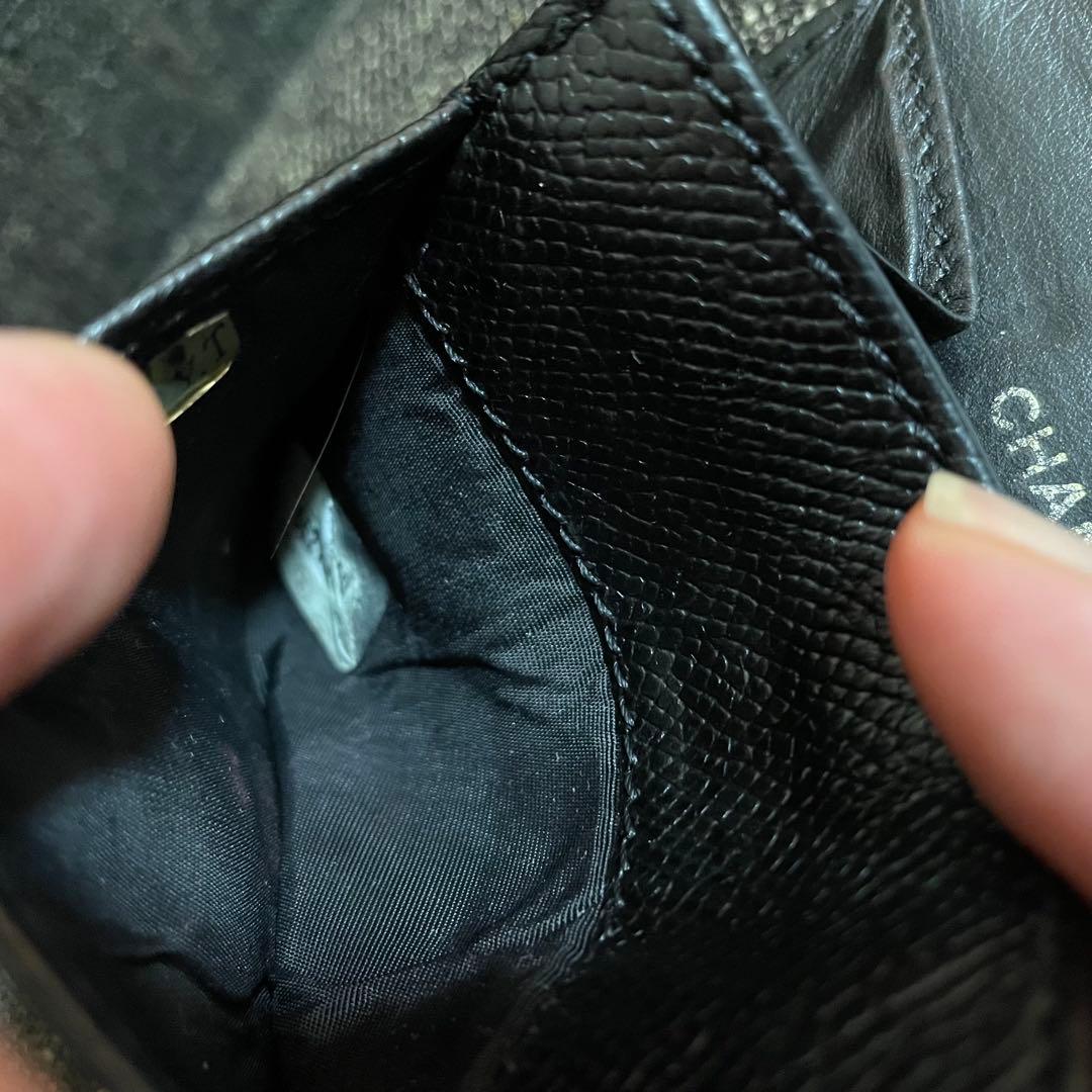 CHANEL シャネル　キャビアスキン　立体ココボタン　ケース