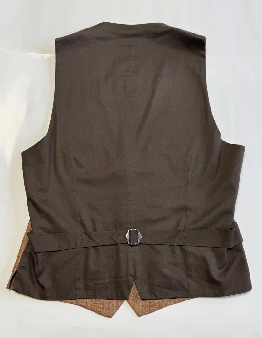 【美品】 LARDINI リネン素材夏用ジレ46イタリア製(ブラウン)